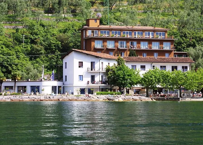 Nike 브렌조네 술 가르다